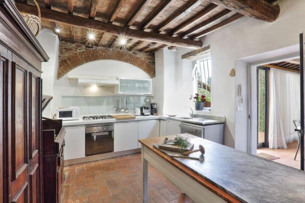 Villa In Private Estate,Shared Pool,Parking,3Km To Ponte Vecchio 피렌체 외부 사진